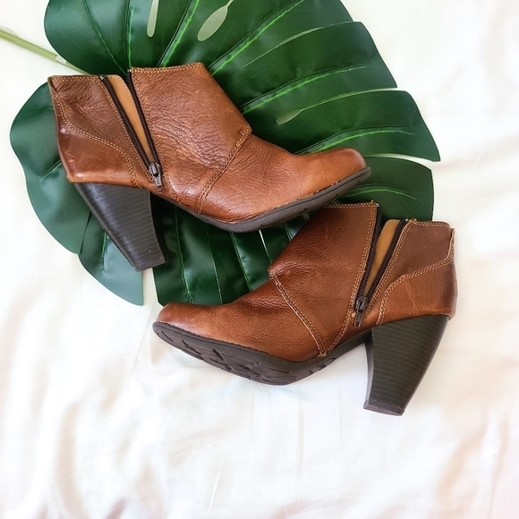 B.O.C heeled ankle booties - Picture 10 of 10